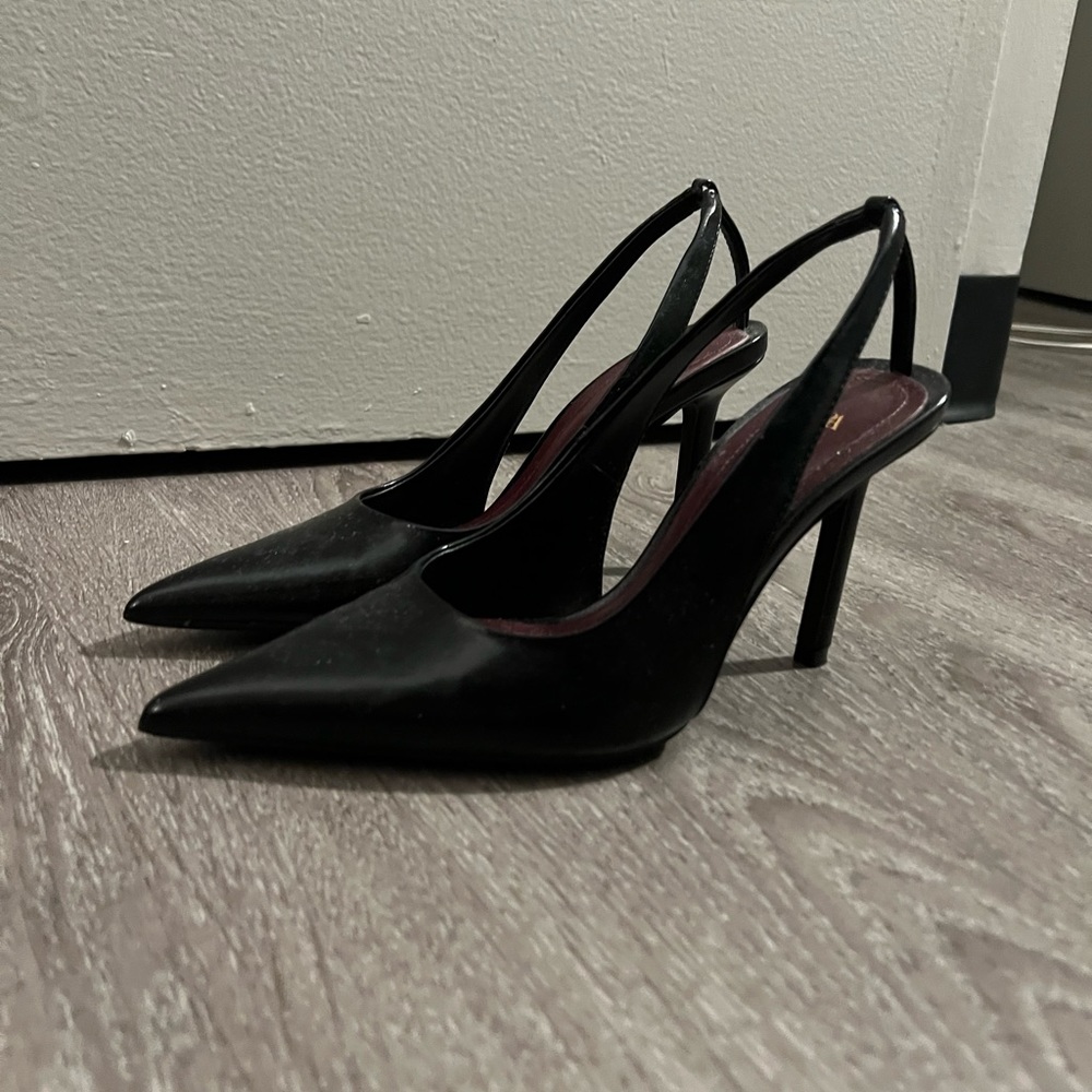 Black Zara Pumps